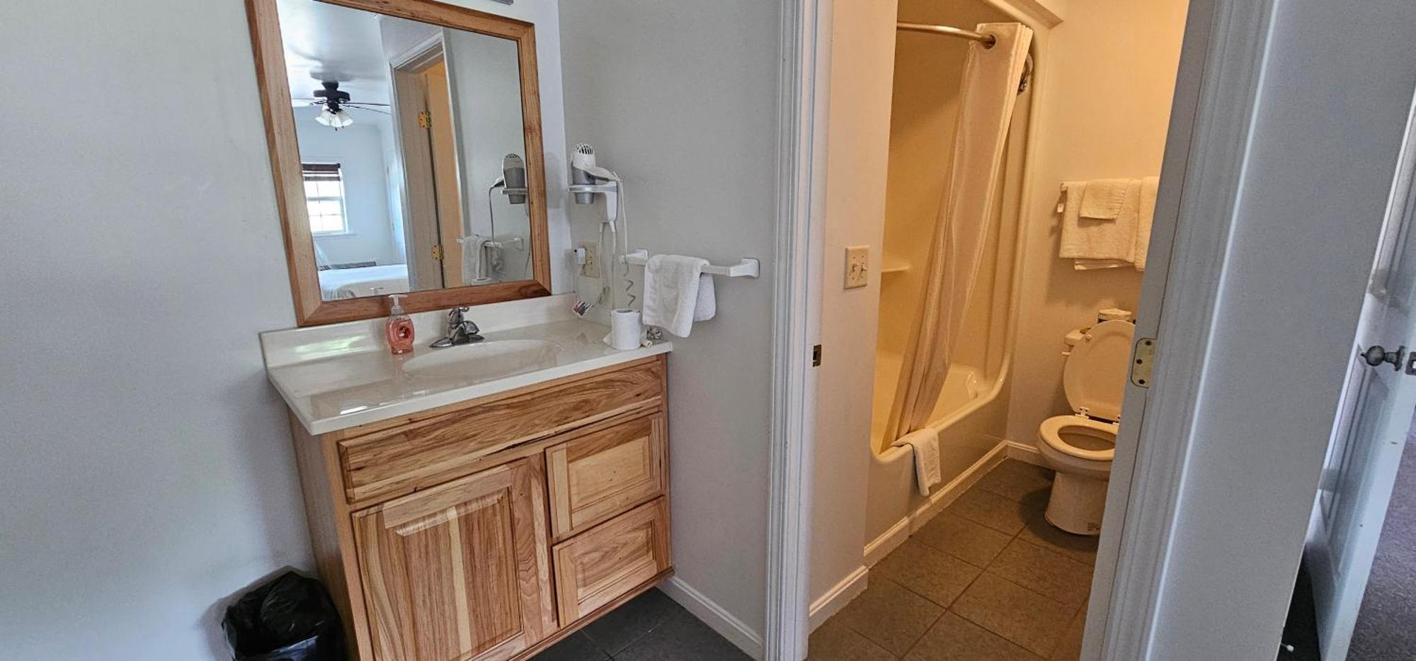 Beverly Hills Inn Aberdeen Экстерьер фото